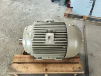 Motor elétrico trifásico GE 50 CV 2 polos 220V/380V SEM USO - C. 62 - Foto 3