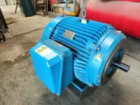 Motor elétrico trifásico GE 60 CV 2 polos 220V/440V SEM USO - C. 63 - Foto 4