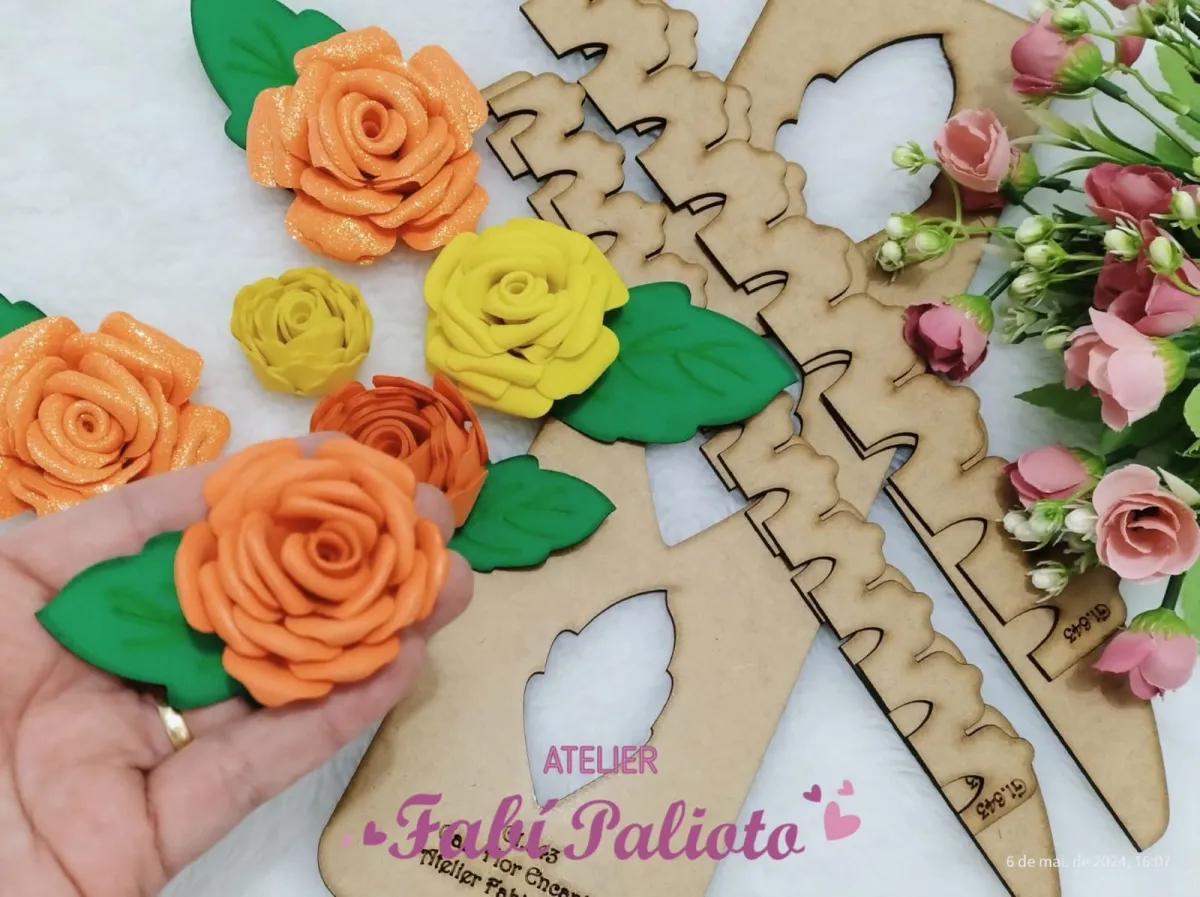 G1.643   Gabarito de Moldes  em MDF Flor Encanto 