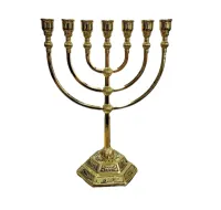 Menorá Quadrada Castiçal 7 Pontas Dourada 17 cm 