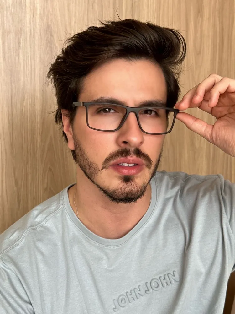 Armação de Óculos de Grau Masculino Max Preto Imagem