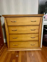 cômoda em madeira maciça colonial - Foto 2