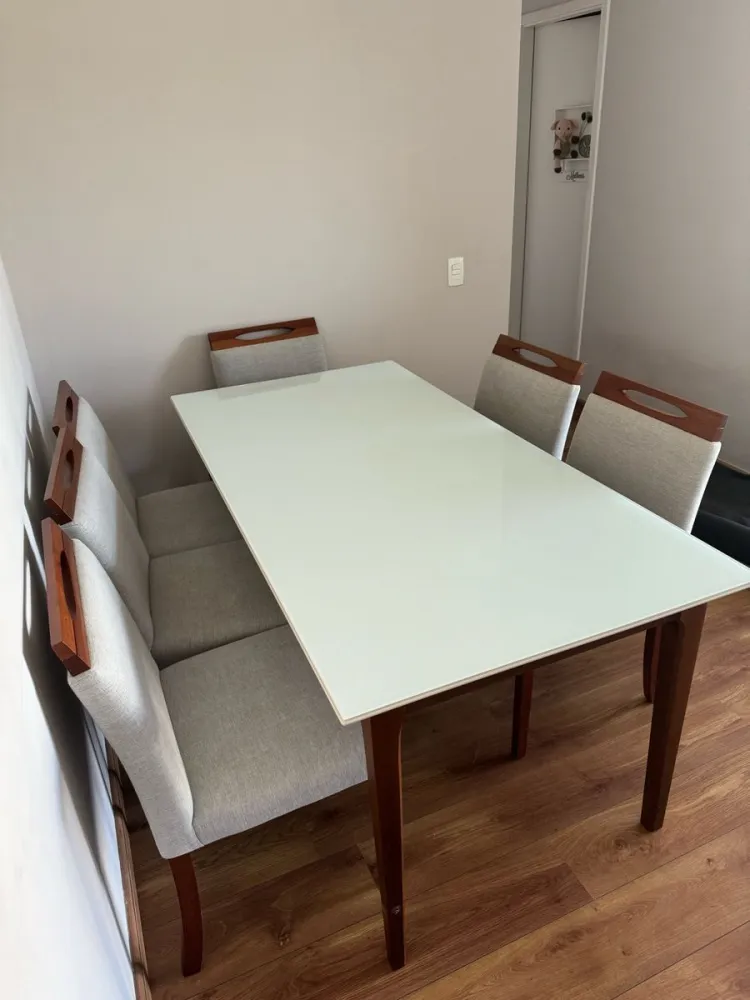 mesa de jantar e cadeiras - 6 lugares