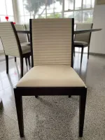 conjunto mesa de jantar triton castanho quadrada 1.60x 1.60 e 8 cadeiras off white - Foto 3