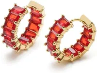 Brinco argola dourado com pedras cravejadas banhado a ouro 18k antialérgico