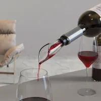 Kit Abridor Elétrico para vinhos 4 em 1 Luatek- Preto - Foto 9