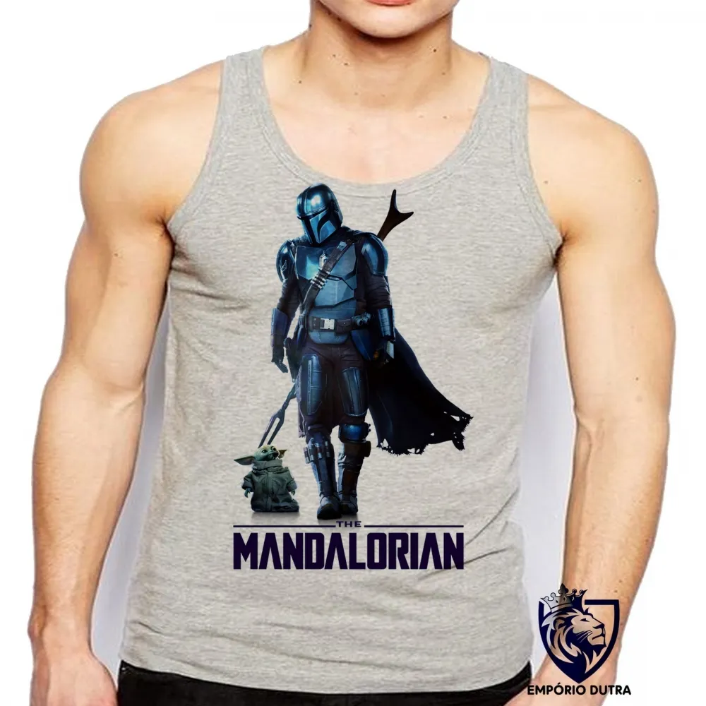 Camiseta Regata adulto ou infantil The Mandalorian andando bebê Yoda Imagem