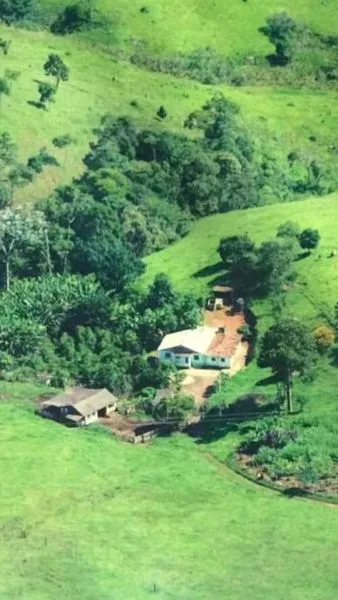 Vende-se lindo Sitio na Cidade de Carandaí