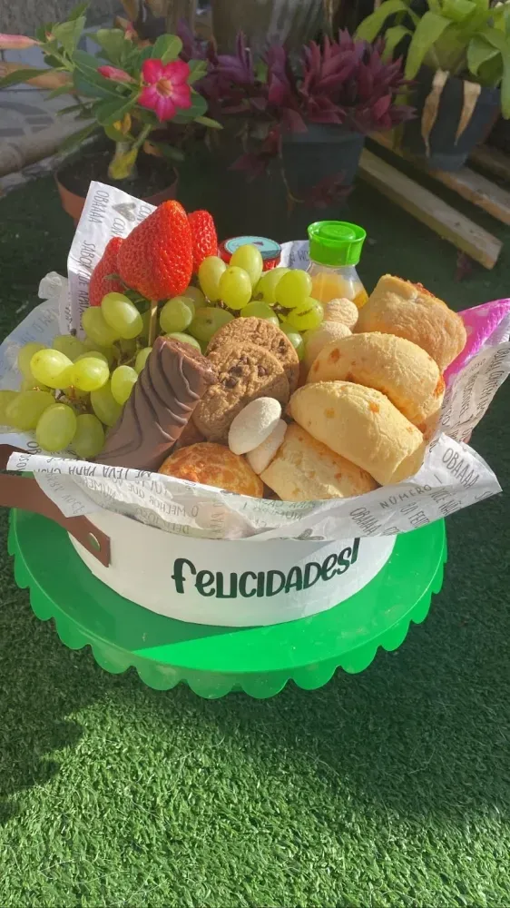 Bandeja Redonda Cartonada Diâm. 30,0 x 5,0  altura C/ Alça Sortida