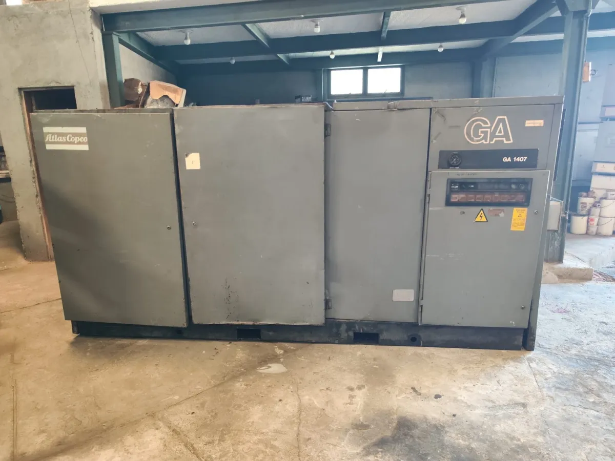 Compressor de Parafuso Atlas Copco GA 1407 250 cv 1000pcm - Cód. 214