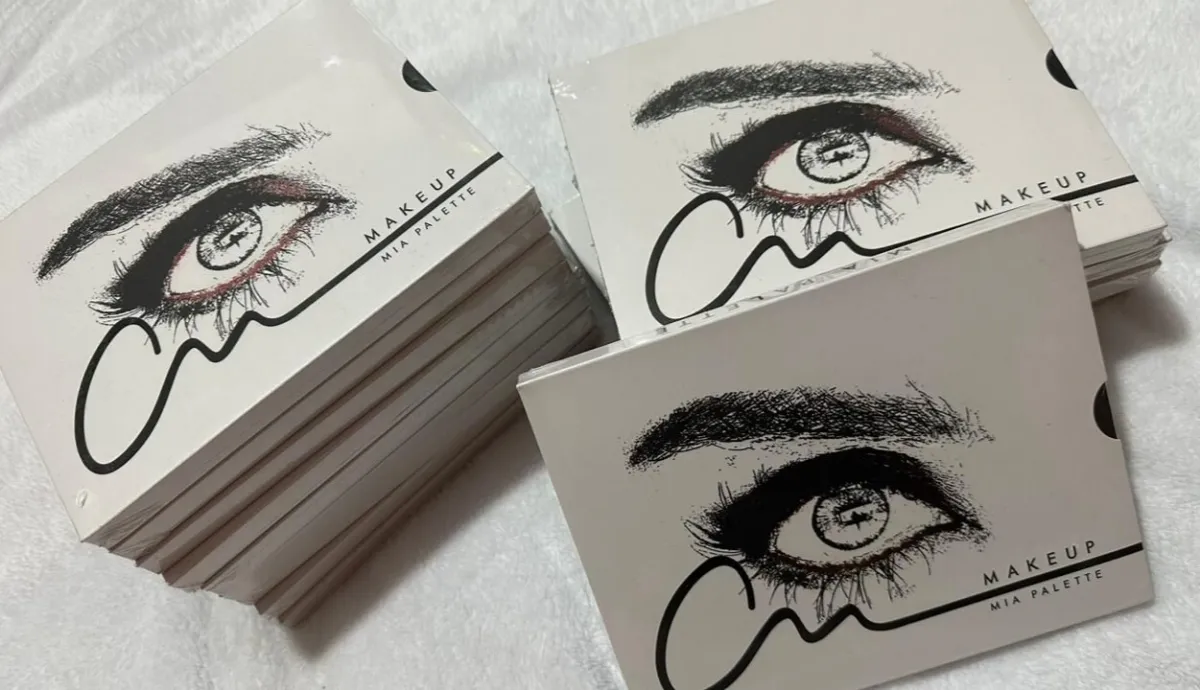  Mia Palette - Makeup Anahi