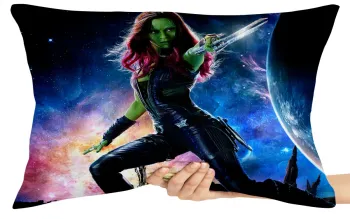 Capa de Almofada ou Travesseiro Gamora espada