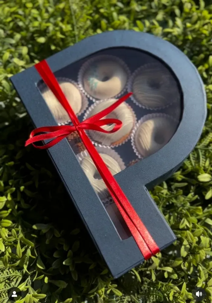 "P" Cartonagem (Pai) Com Visor 