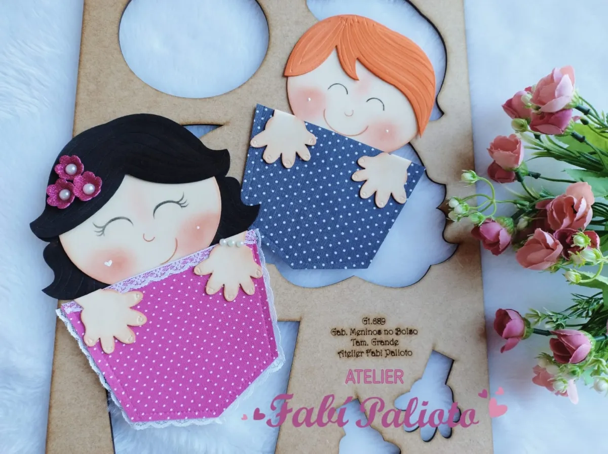 G1.689  Gabarito de Moldes em MDF Meninos no Bolso Tam. Grande