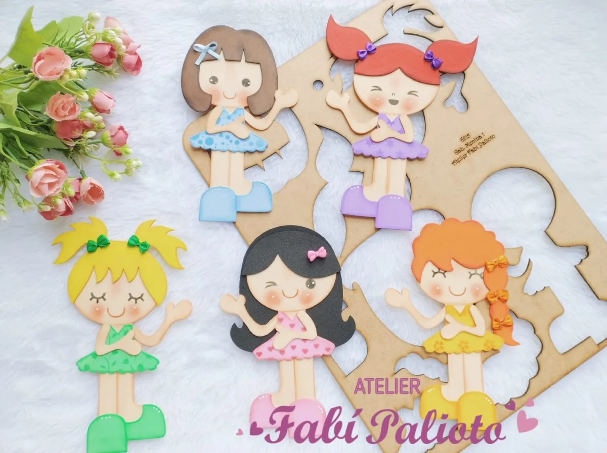 G215  Gabarito de Moldes  em MDF Menina 1