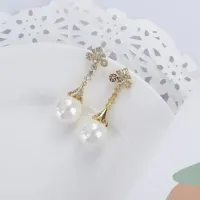 Brinco Coleção pérola pedras micro zircônias cravejadas uma combinação clássica e elegante, antialérgico semijoia de luxo. - Foto 10