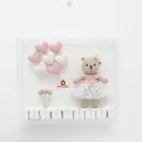 Ursinha - 7 corações  - Quadro Acrílico Fechado - Porta Maternidade