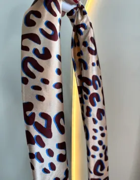 LENÇO ACETINADO ANIMAL PRINT LEOPARD