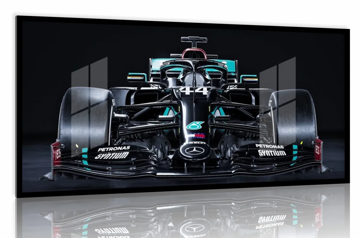 Quadro Decorativo Carro F1 Mercedes GP Corrida 130x60 Moldura preta 2x2 cm Imagem