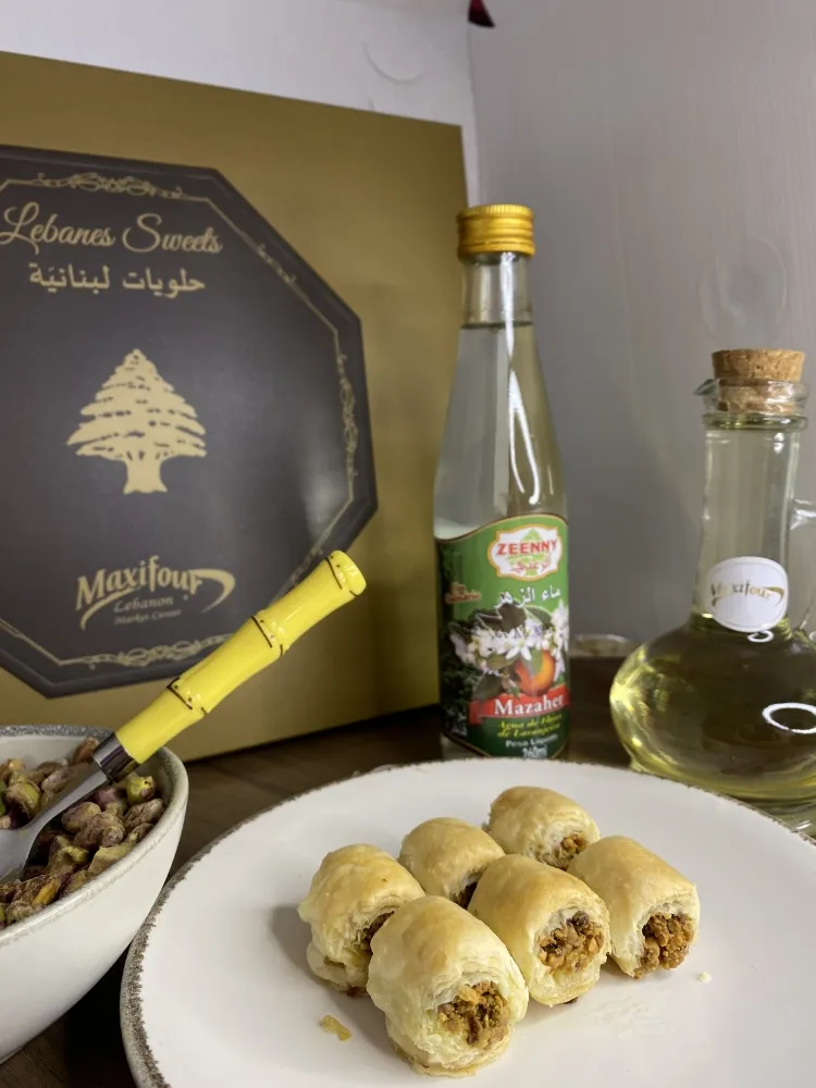 MEIA LUA DE PISTACHE 200G Imagem