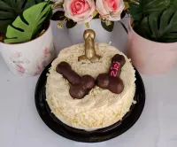 Mini Bolo Erótico com 3 Penis 8 cm