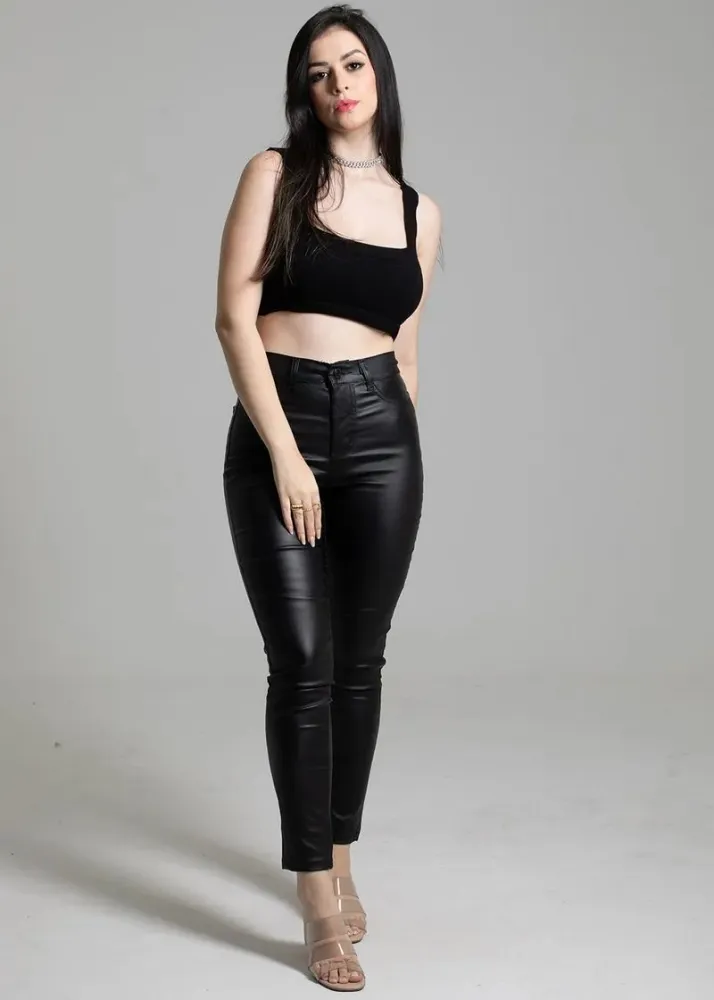 Calça Bengaline Resinada Cigarrete Sawary Feminina Preta