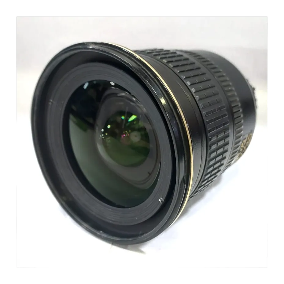 Lente Nikon AF-S Nikkor 12-24mm f/4 DX G IF ED - Vendida