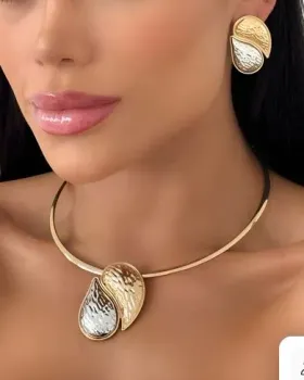 CONJUNTO SOBERANA GOTA BANHADO EM OURO 18K - Foto 2