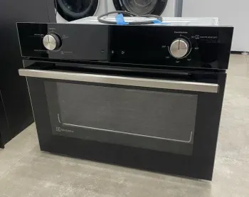 FORNO DE EMBUTIR ELECTROLUX ELÉTRICO 80L EFFICIENT COM PERFECTCOOK360 PRETO (OE8EH) 220V - Foto 2