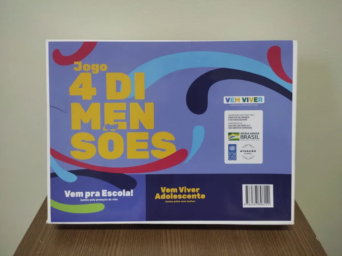 Jogo Quatro Dimensões 