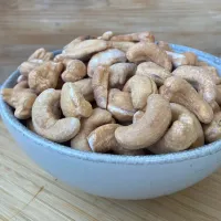 CASTANHA DE CAJU TORRADA E SALGADA W1 200g