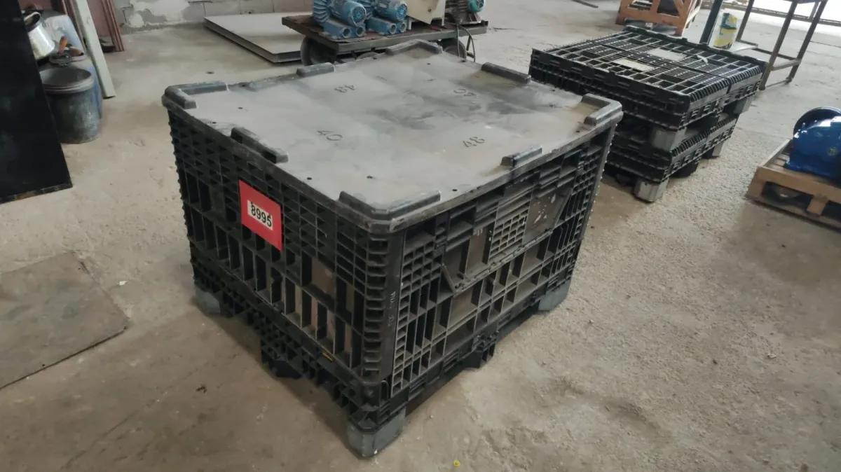 Caixa dobrável / desmontável em plástico 570 Litros c/ tampa - Cód. 187