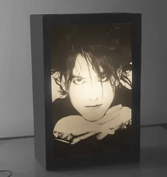 Lightbox ROBERT SMITH