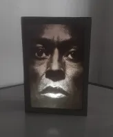 Lightbox MILES DAVIS — imagem principal