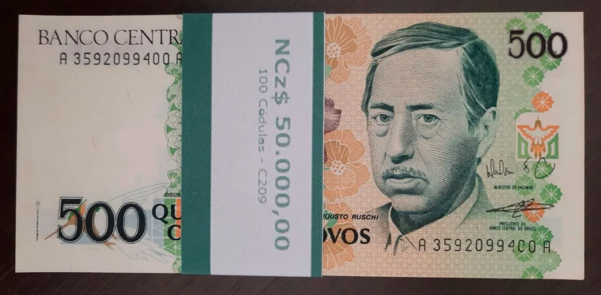 C209 - 1 Centena de Cédulas de 500 Cruzados Novos - Escassa.