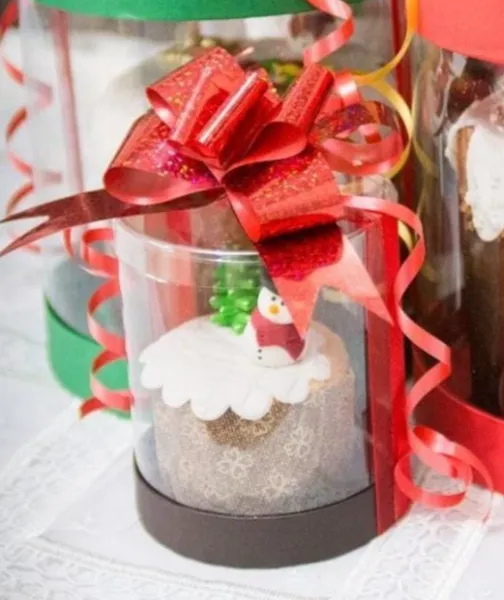 Diam. 10,0 x 15,0 Altura - C/ Fundo Cartonado - Mini Panetone