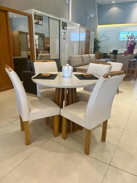 Mesa Berlim Redonda + 4 Cadeiras Madeira Maciça 