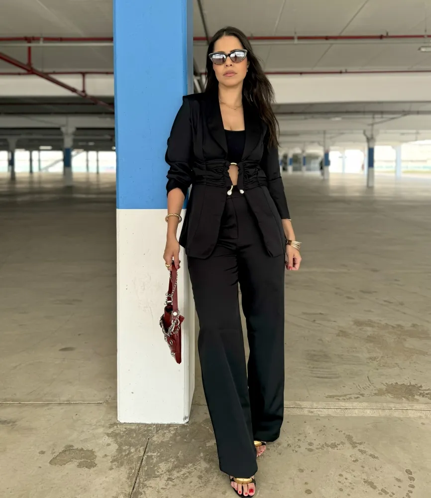 CONJUNTO ALFAITARIA LEONA - PRETO Imagem