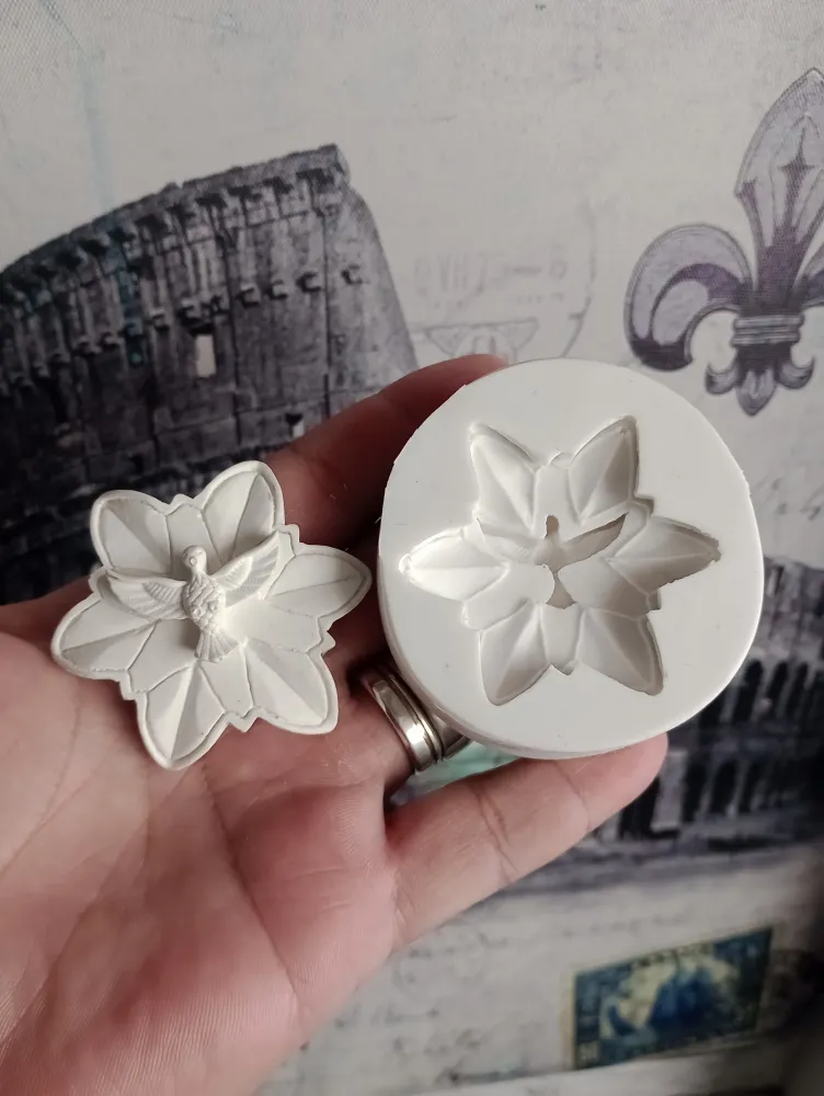 Molde de Silicone Espírito Santo Luxo Imagem
