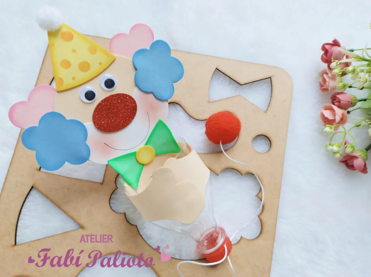 G1.744  Gabarito de Moldes  em MDF Palhaço Bilboquê  - Coleção Alegria de Criança