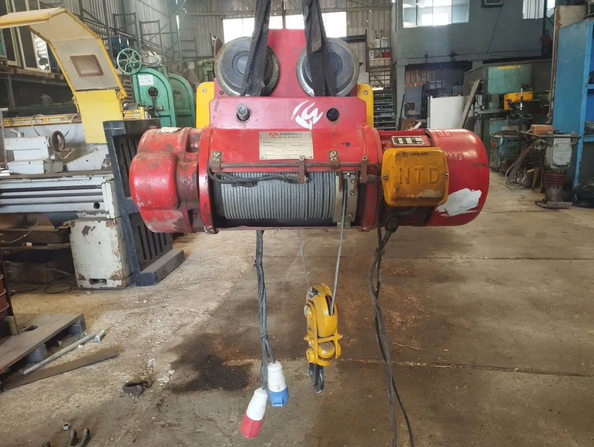 Talha Elétrica Cabo de Aço 500Kg Sansei - Cód. 243