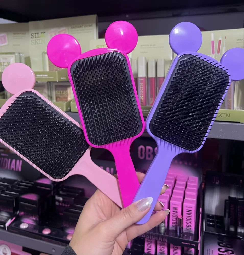 Escova Raquete para Cabelo com Orelhinha Minnie