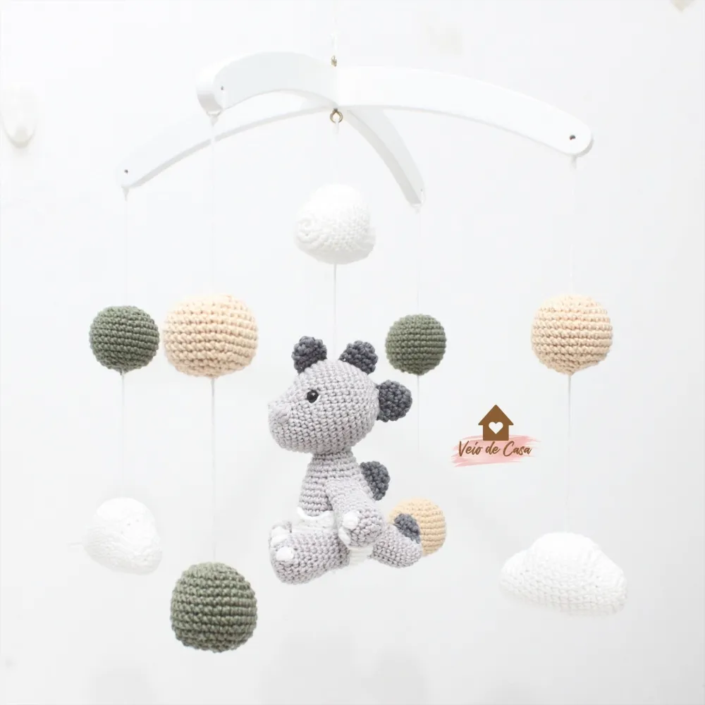 Móbile Dinossauro com Nuvens e Bolinhas