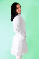 Jaleco Feminino Gola Padre Oxford Branco Manga Longa e Botão - Foto 3