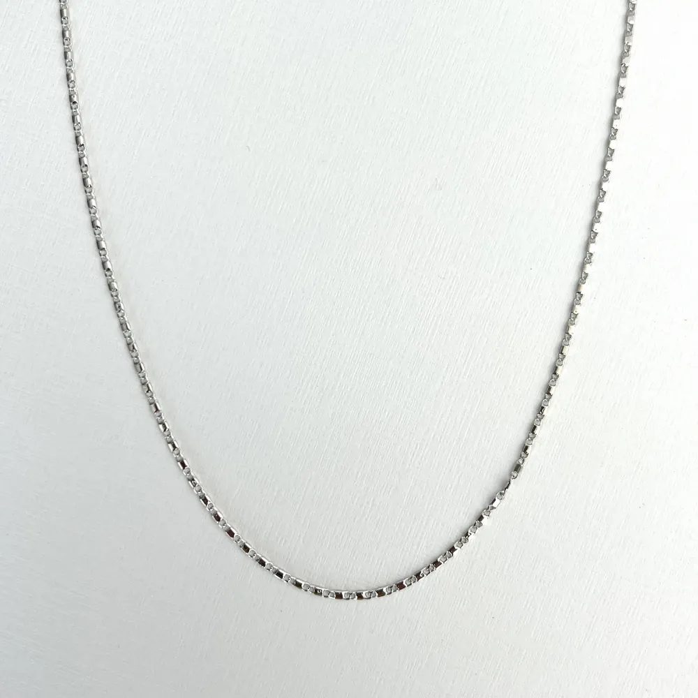 Colar Corrente Elos Amassados - Ródio Branco Imagem