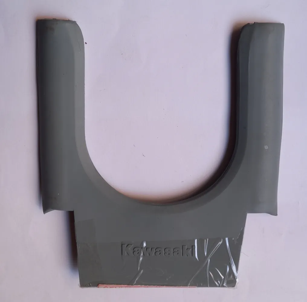 Borracha Vedação Acabamento Deck Jet Ski Kawasaki X-2 X2 650 JF650 39145-3740 21174-3702