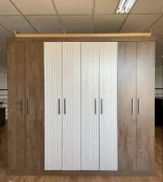 Roupeiro Petrópolis 8 Portas 2 Gavetas 2,08