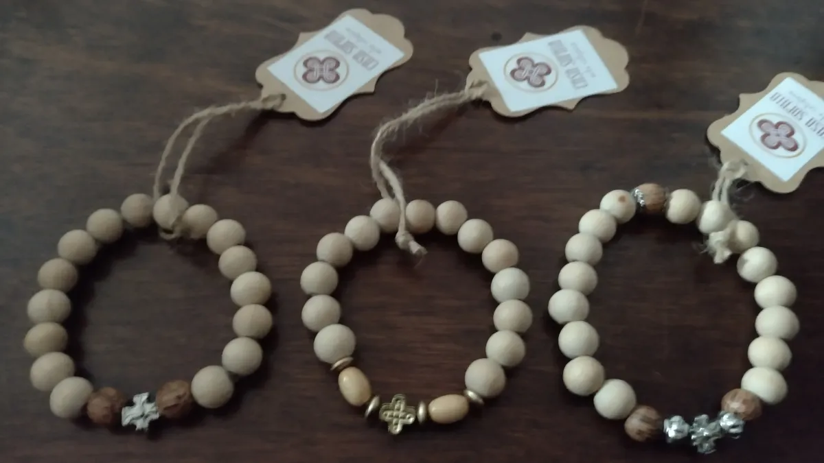 Cordão de oração de pulso 