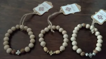 Cordão de oração de pulso 