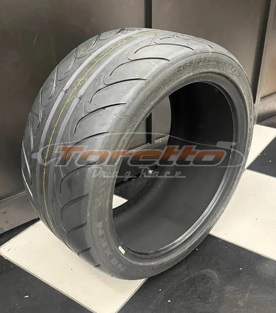 Pneu 245/40-18 N'FERA SUR4G - NEXEN TIRE (PAR) -(SOLICITE COTAÇÃO DO FRETE) Imagem